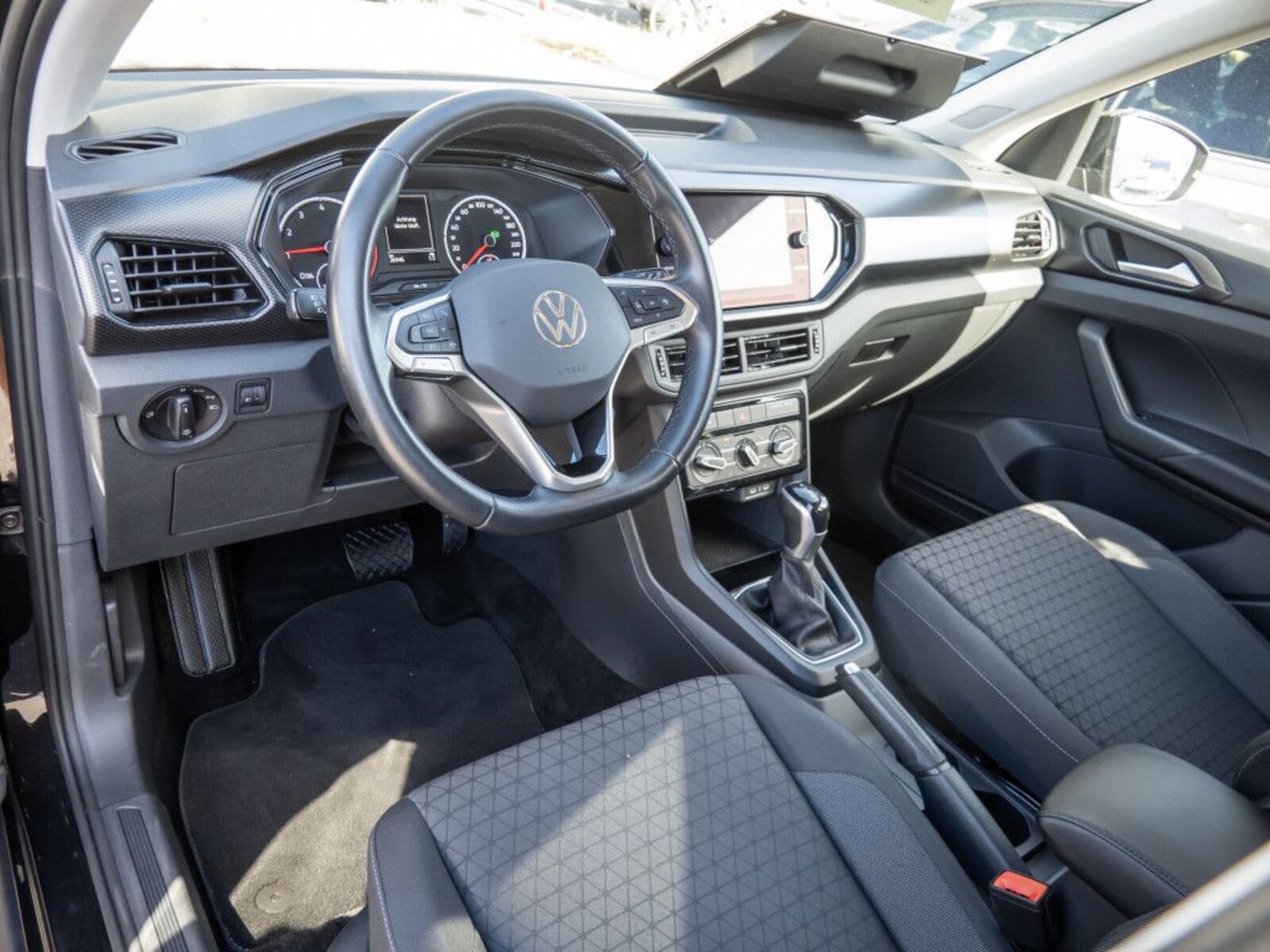 Volkswagen T-Cross – Bild 9