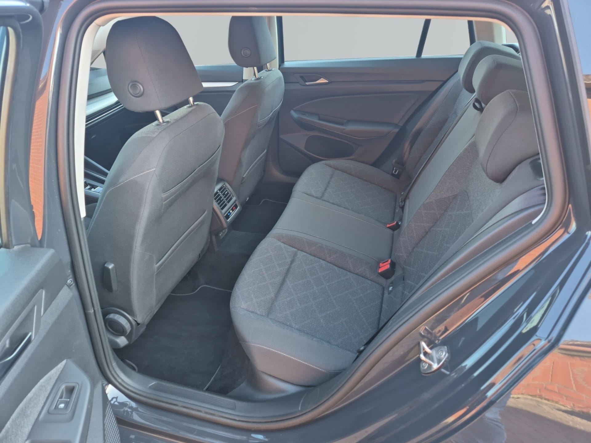 Volkswagen Golf Variant Life