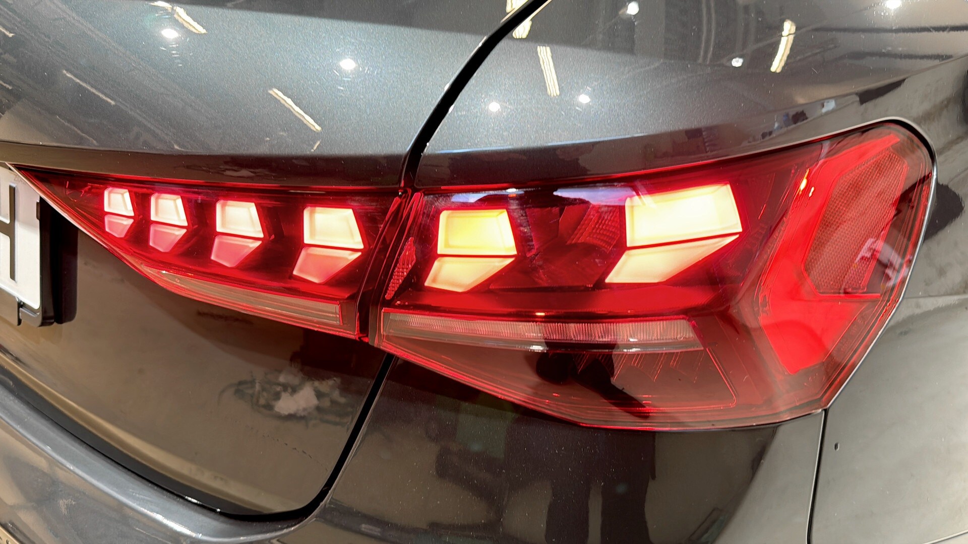 Bild som visar&nbsp;Audi A3 Sportback&nbsp;A3 Sportback 35 TFSI Proline advanced 150 hk S tronic - för mer information kontakta din Audi Partner
