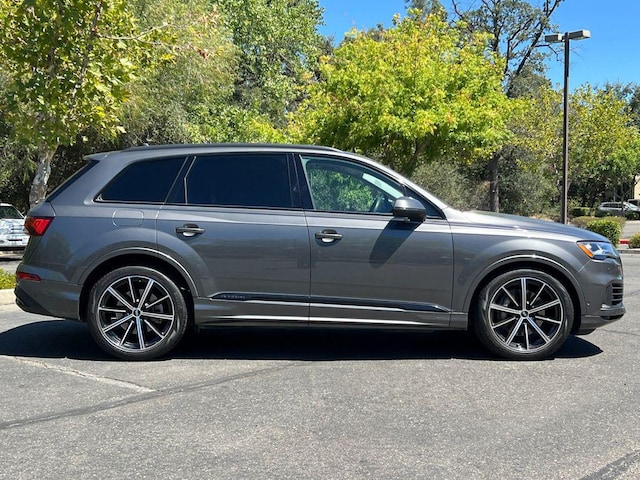 2021 Audi Q7
