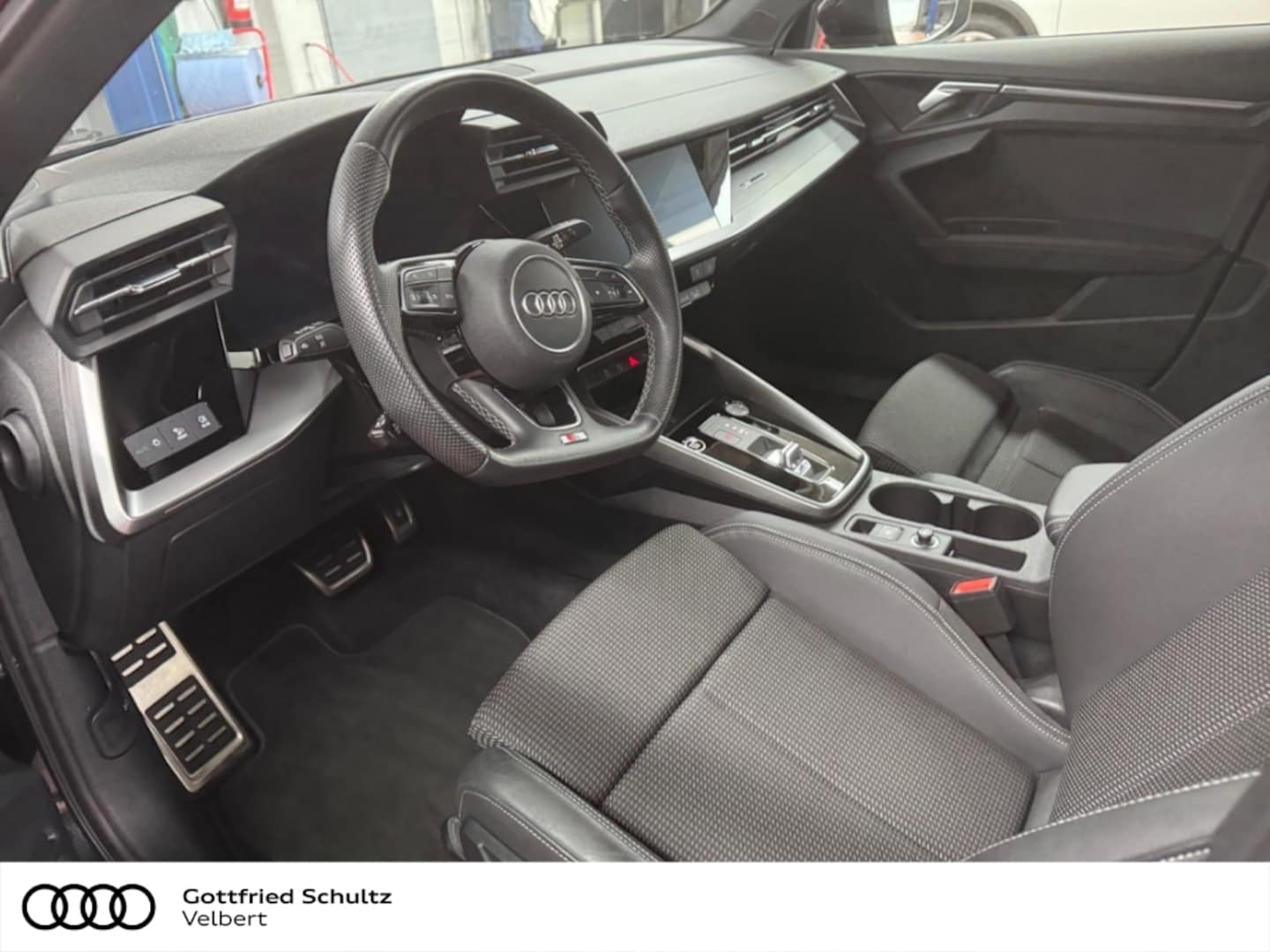 Bild über Audi A3 Sportback S line 35 TFSI S tronic - für weitere Informationen kontaktieren Sie den Audi Partner