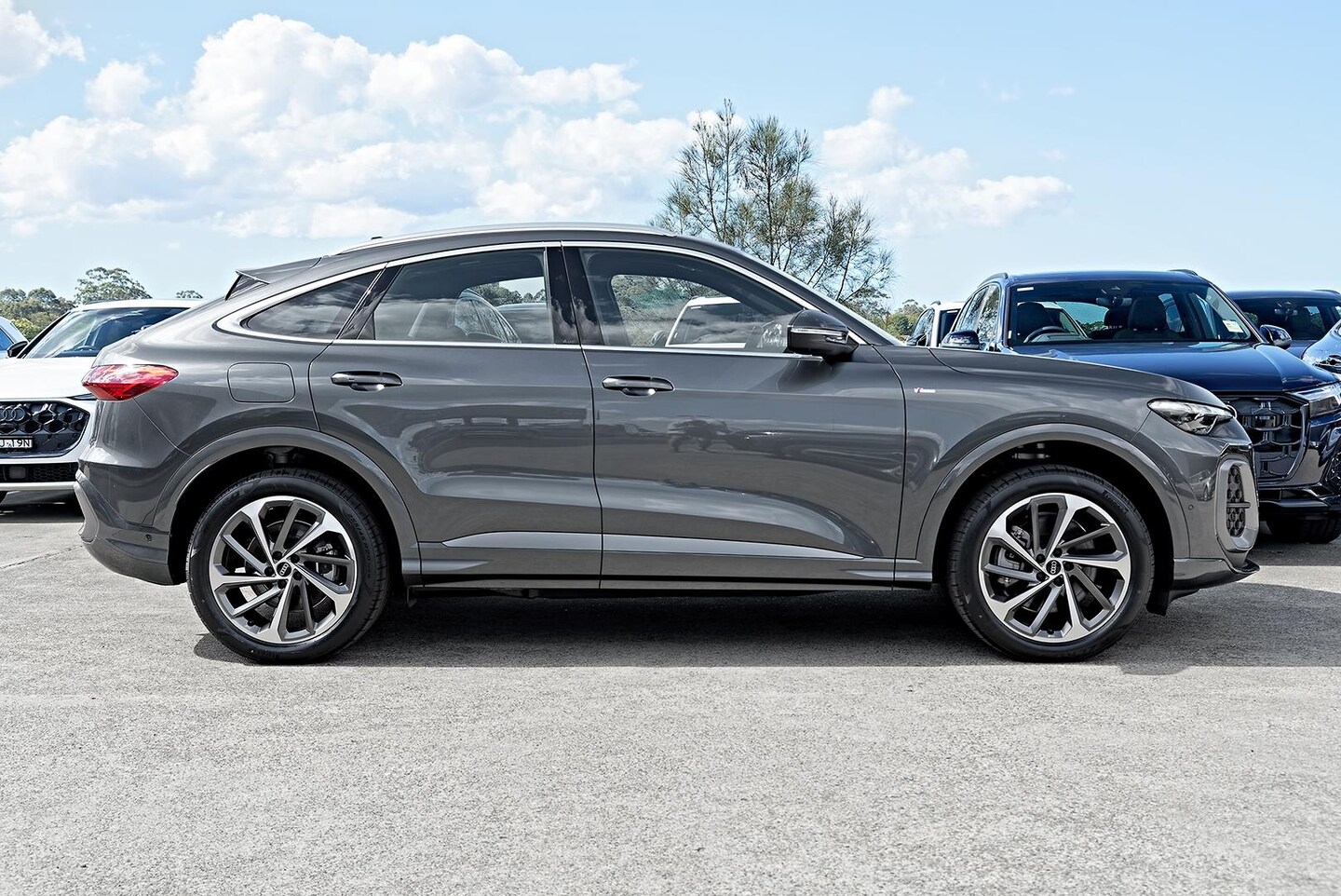 Image about Audi Q5 Sportback TDI quattro 150 kW sport