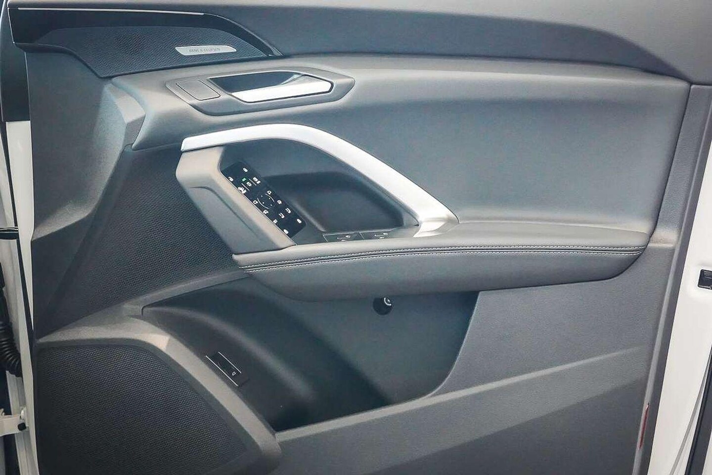 Image about Audi Q5 SUV TFSI quattro 200 kW sport