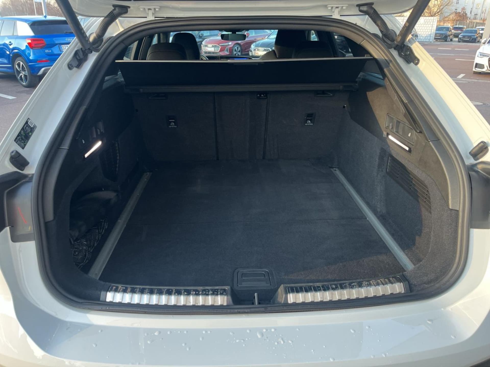 Audi A6 Avant edition one