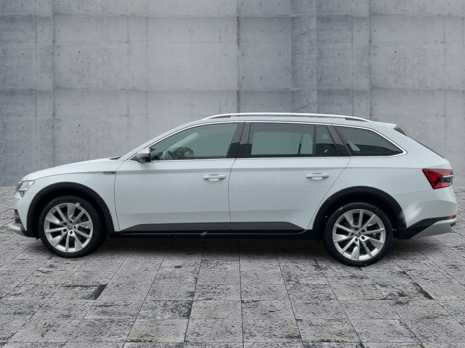 Skoda Superb Combi Scout
