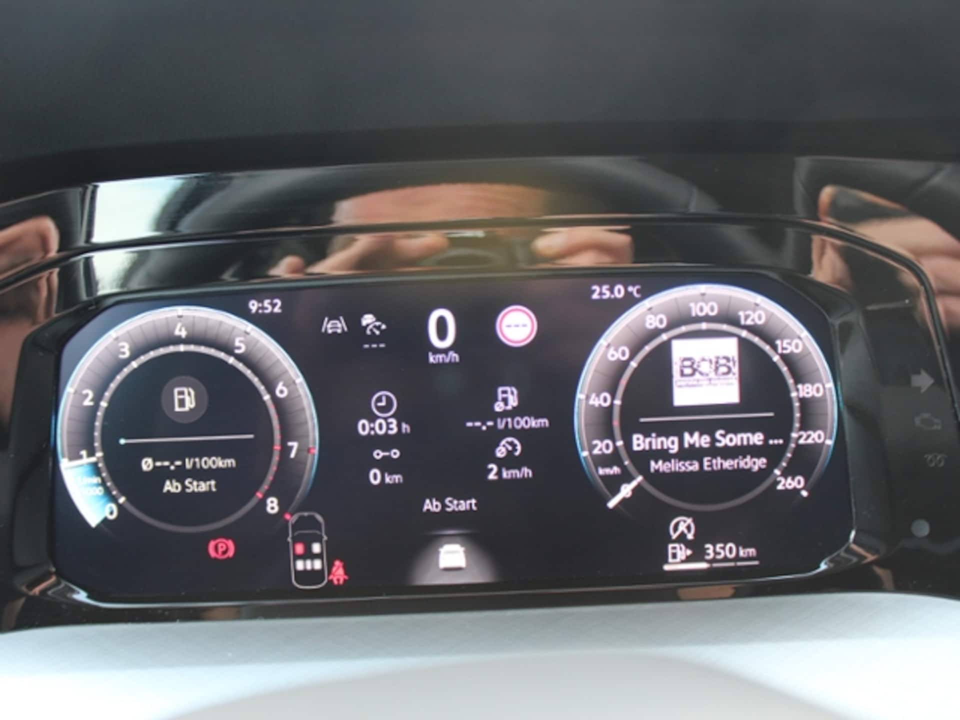 Volkswagen Golf Life