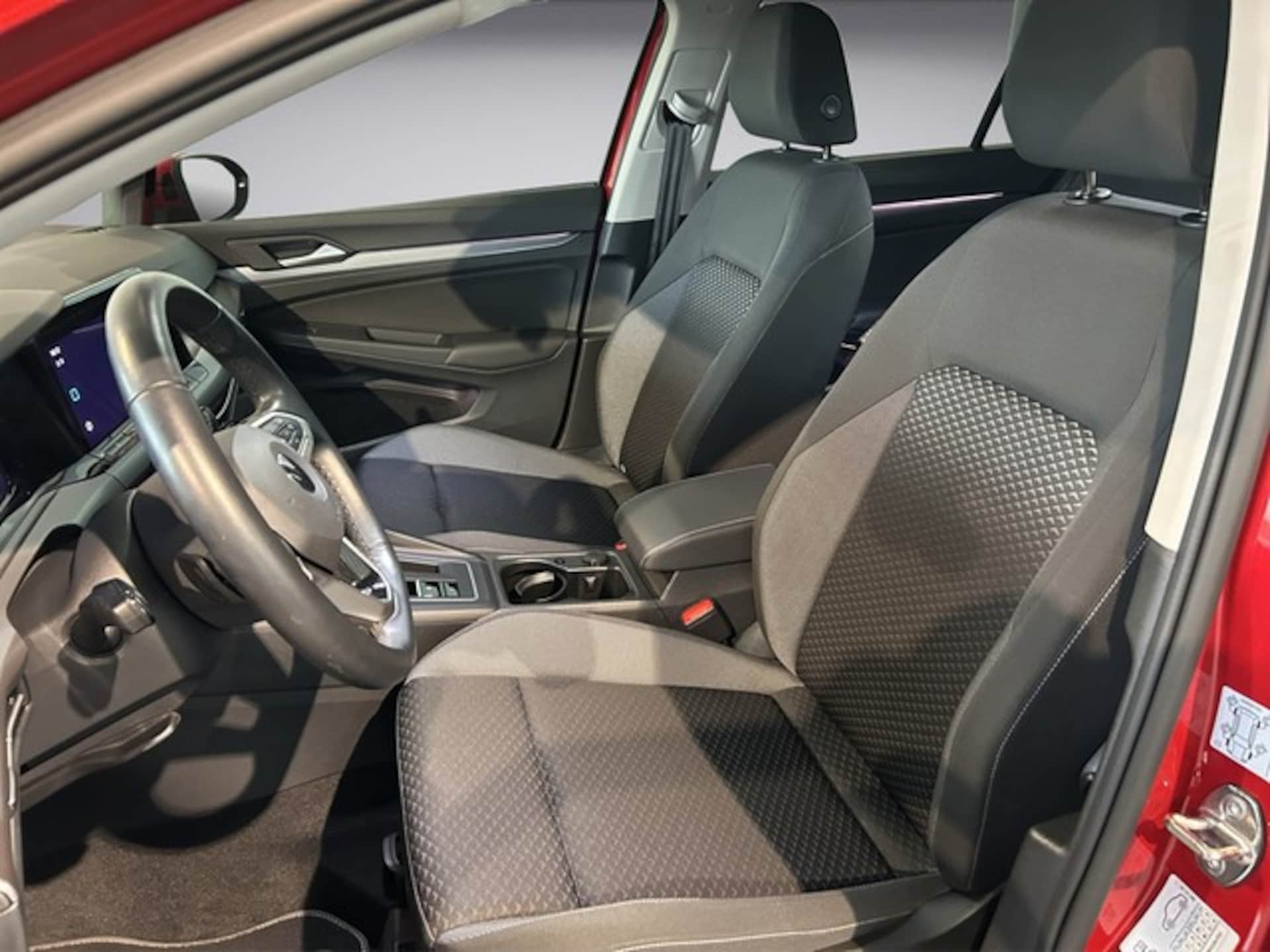 Volkswagen Golf Active