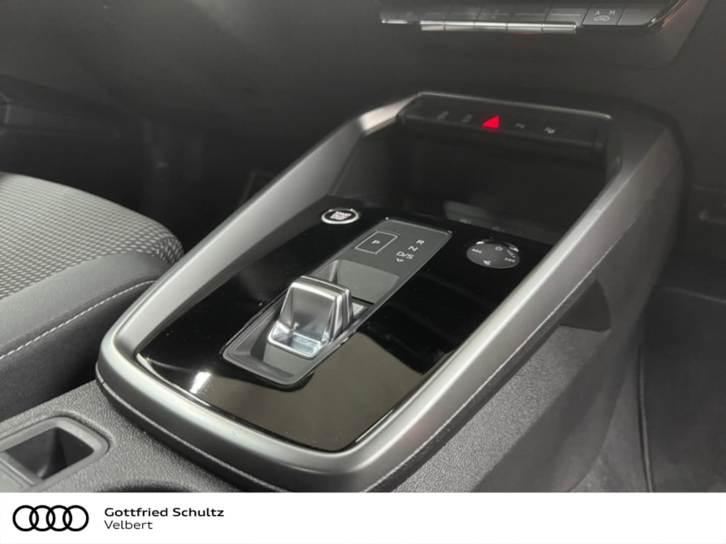 Bild über Audi A3 Sportback S line 35 TFSI S tronic - für weitere Informationen kontaktieren Sie den Audi Partner