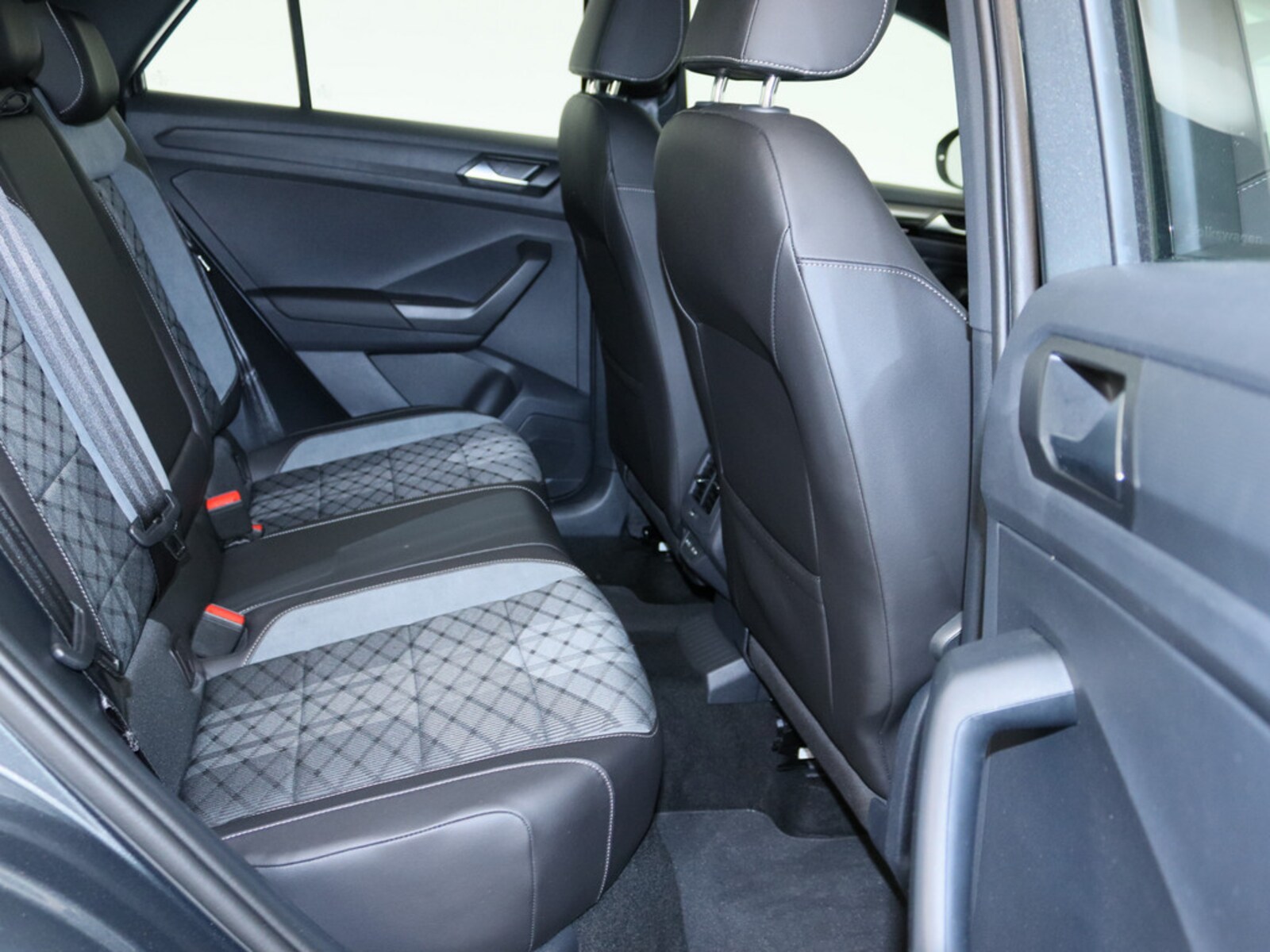 Volkswagen T-Roc – Bild 9
