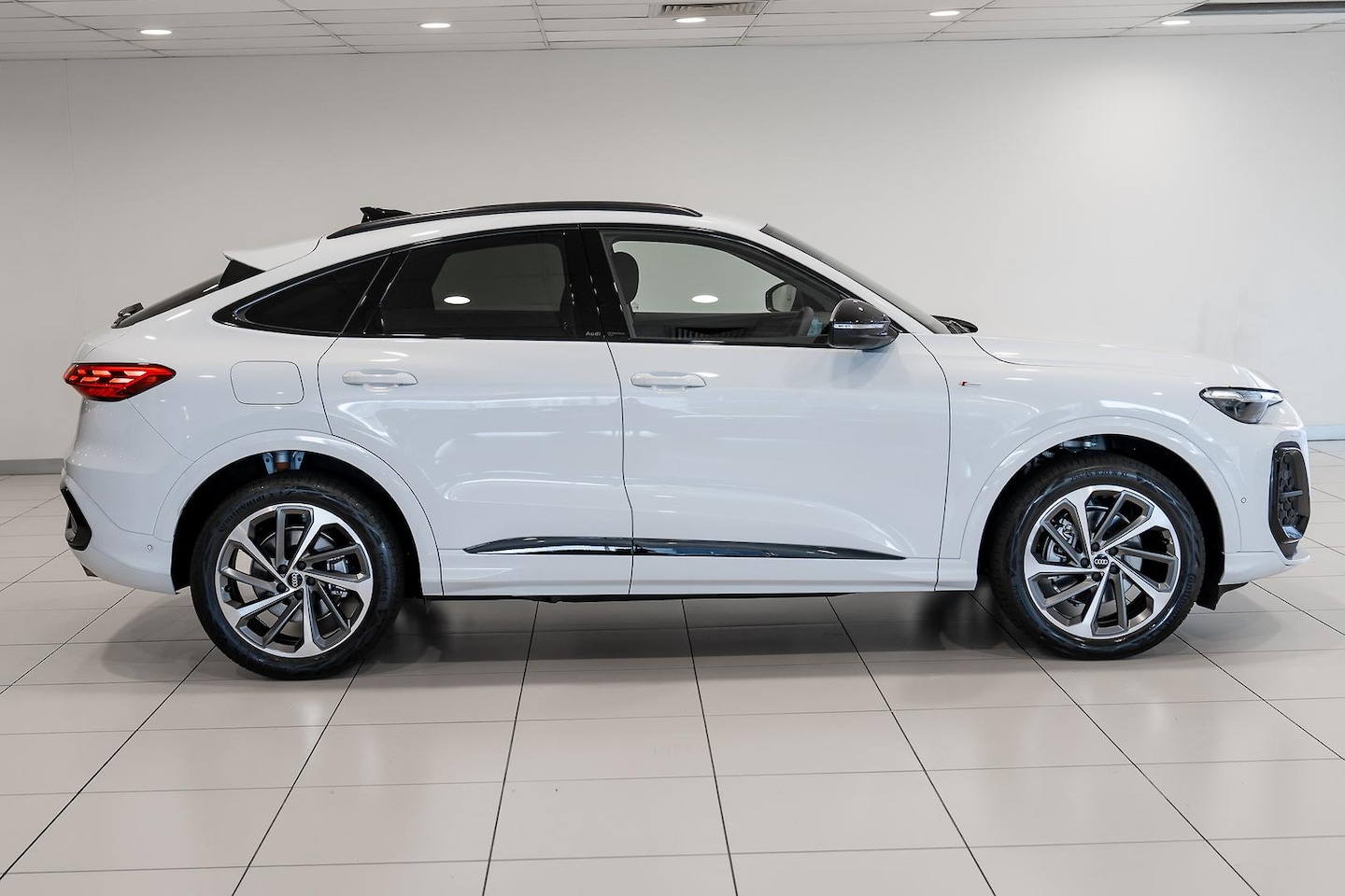 Image about Audi Q5 Sportback TFSI 150 kW