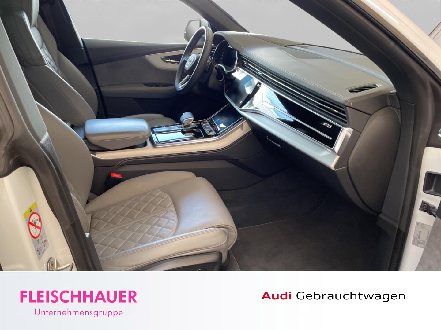 Image about Audi SQ8 TFSI quattro tiptronic