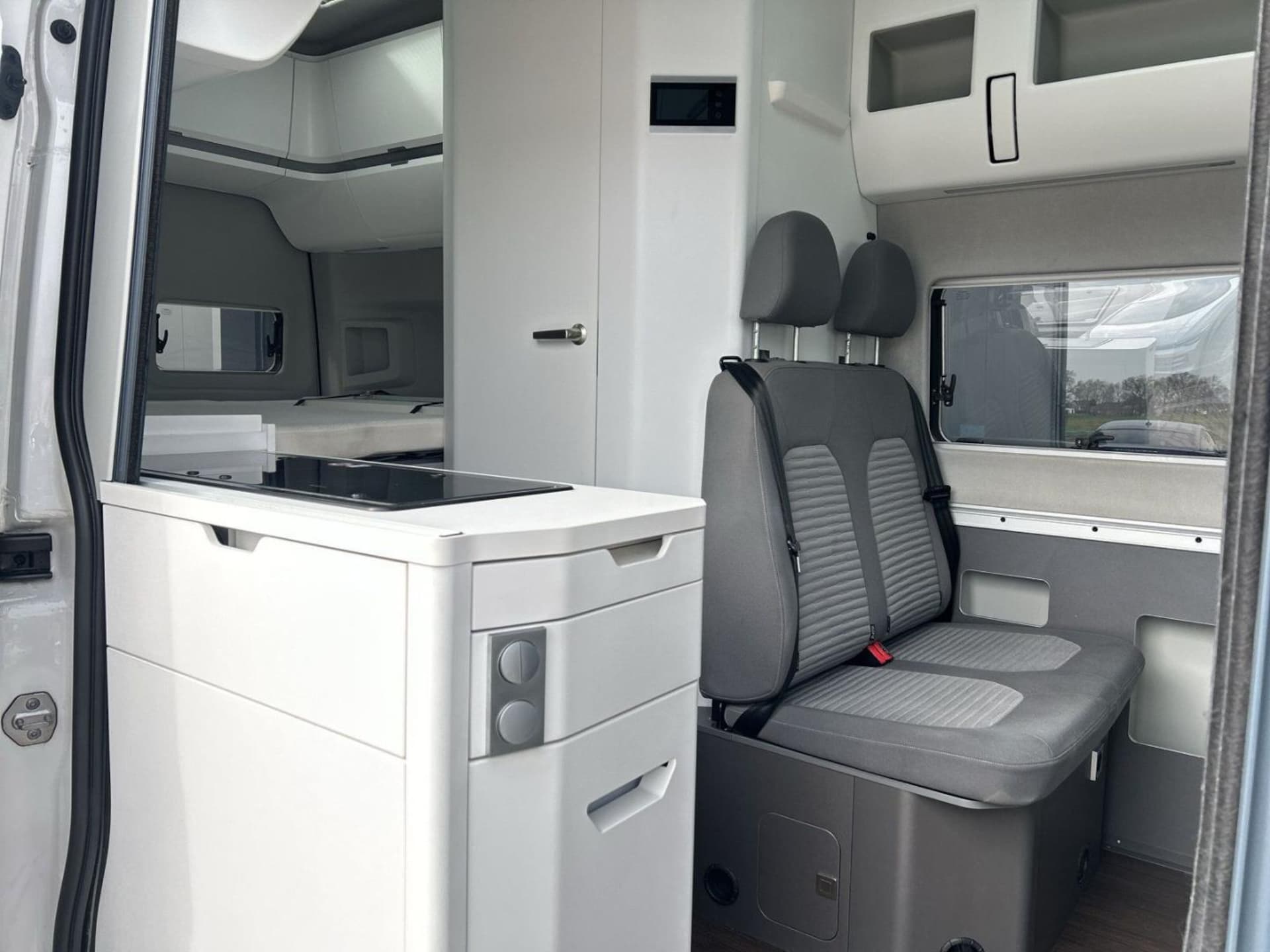 Volkswagen Grand California 600