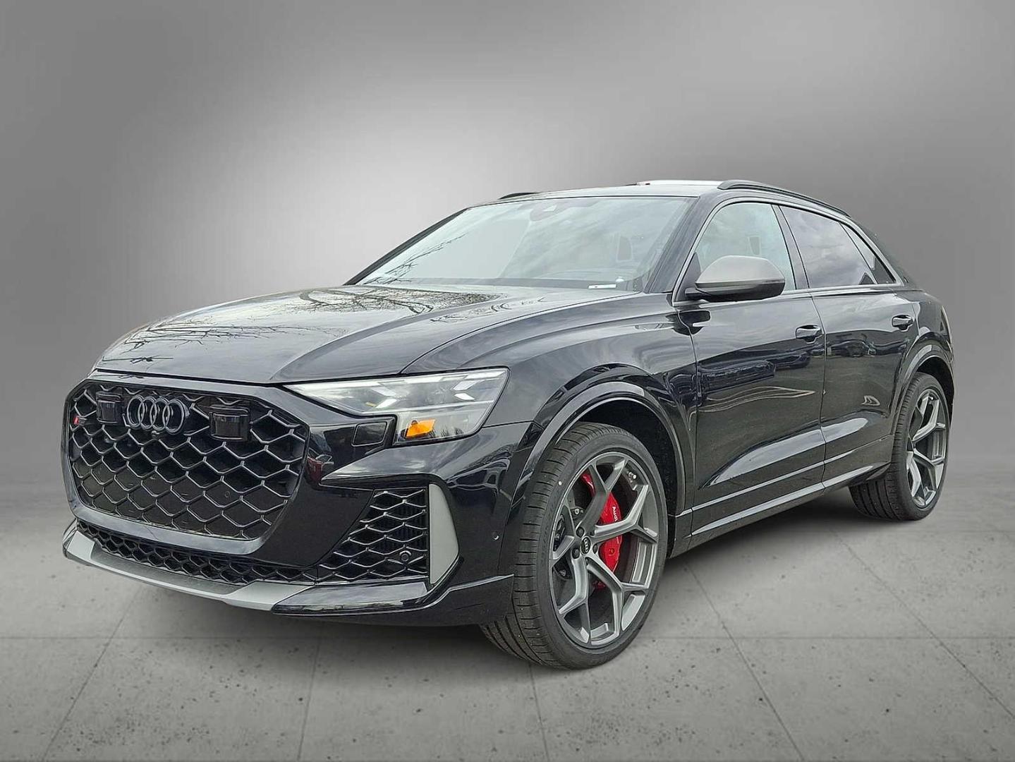 2026 Audi RS Q8 -'s photo