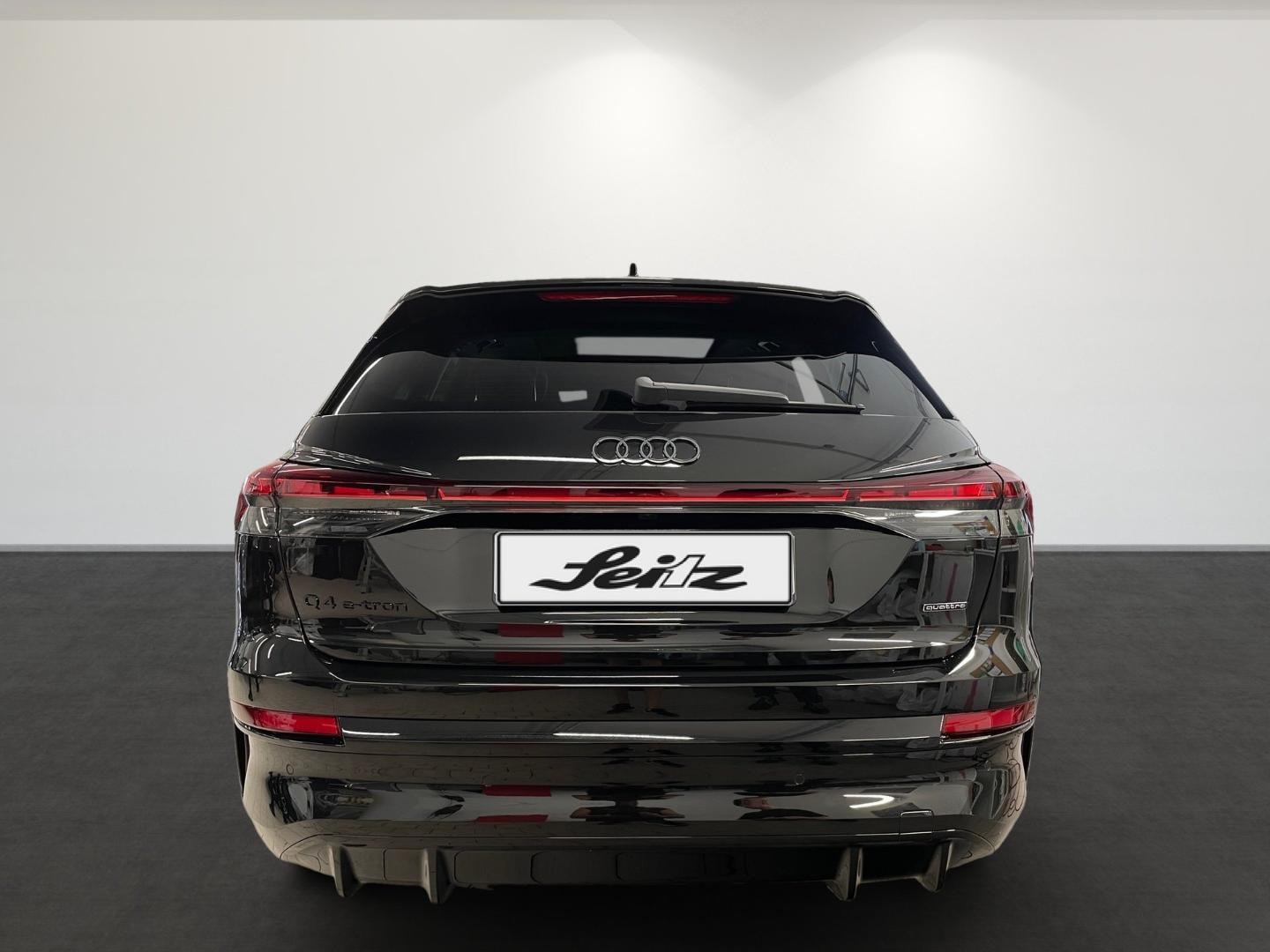 Bild über Audi Q4 SUV e-tron e-tron quattro performance 250 kW - für weitere Informationen kontaktieren Sie den Audi Partner