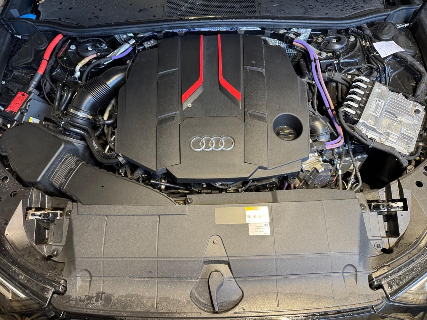 Bild über Audi S6 Limousine TDI quattro tiptronic - für weitere Informationen kontaktieren Sie den Audi Partner