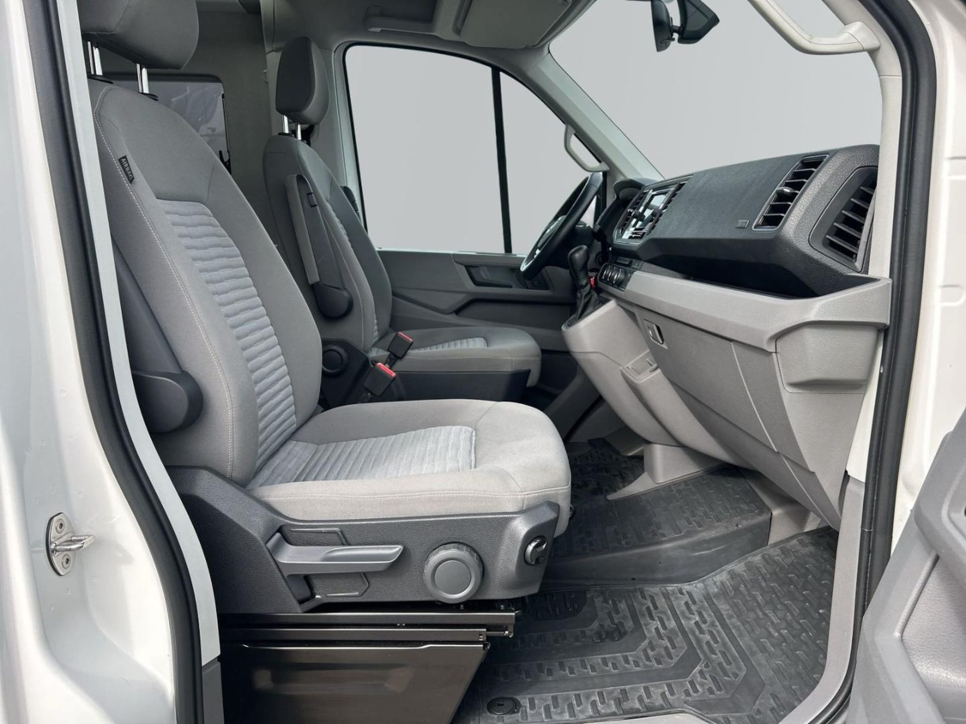 Volkswagen Grand California 600