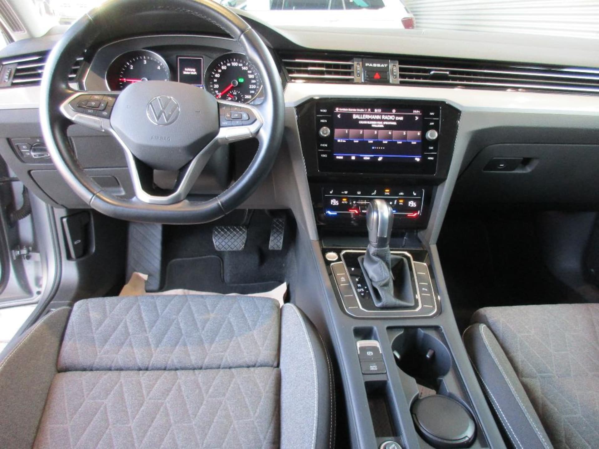 Volkswagen Passat Variant Business