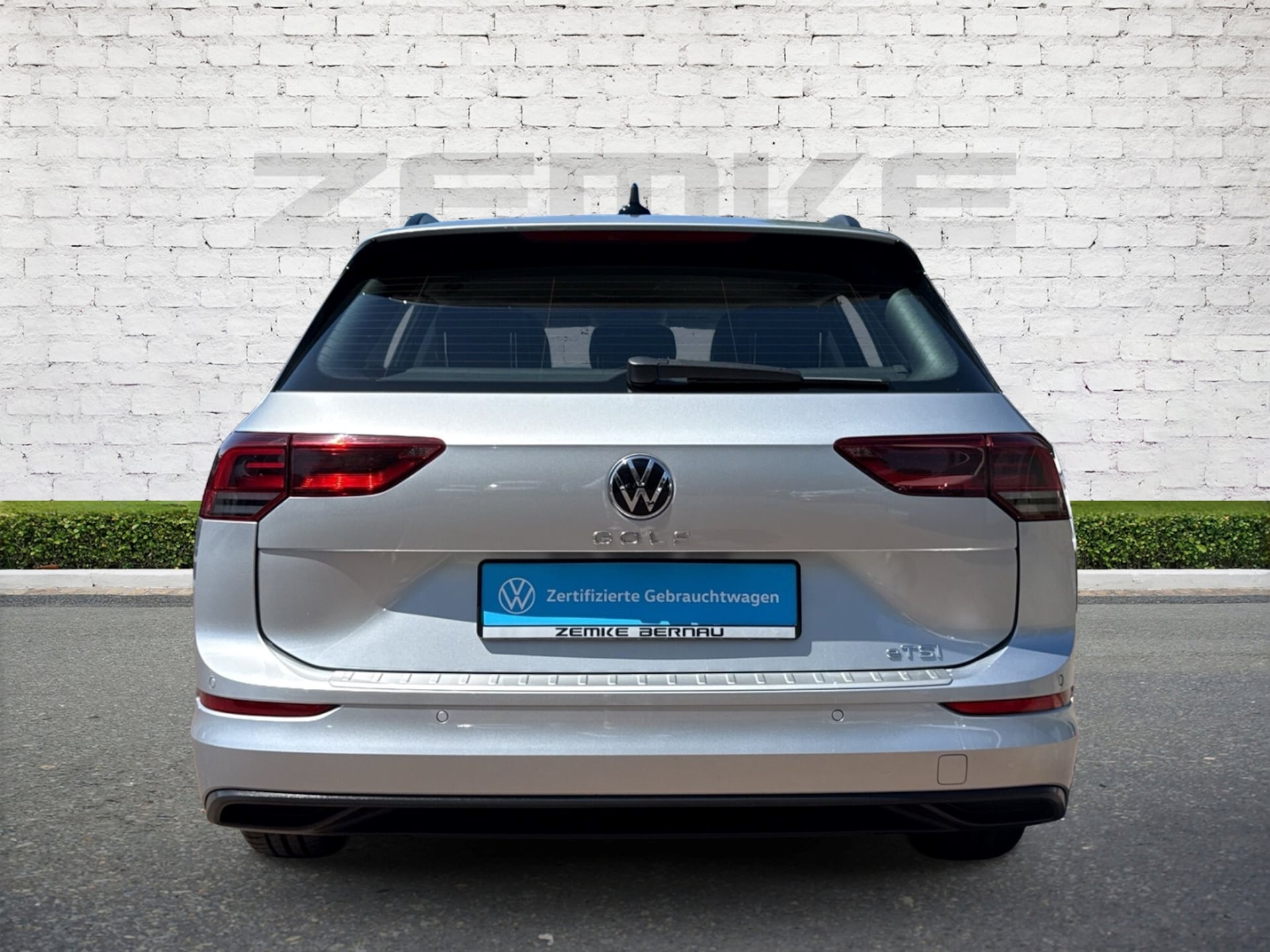 Volkswagen Golf Variant Life