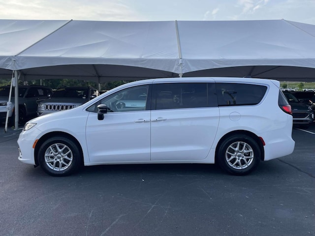 2024 Chrysler Pacifica