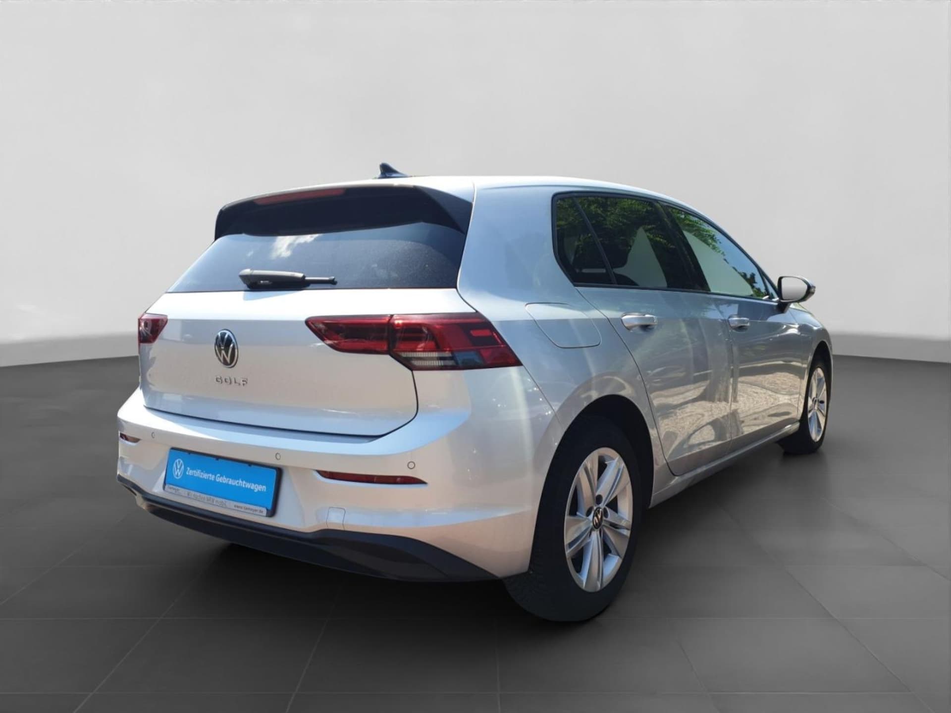 Volkswagen Golf Life