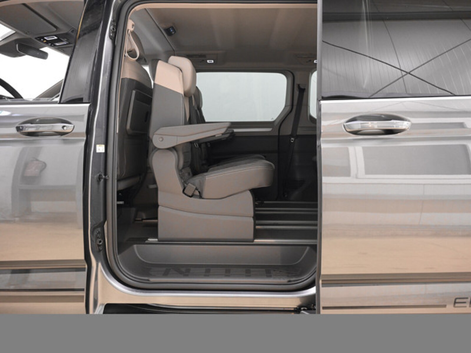 Volkswagen Multivan Langversion – Bild 14