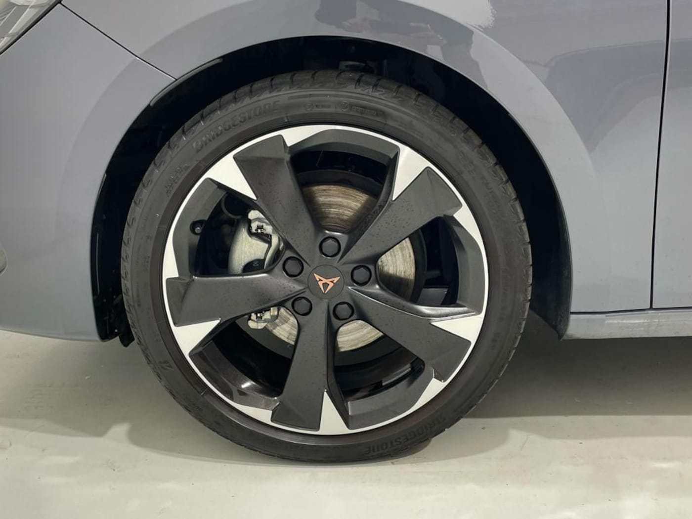 CUPRA Leon León 1.5 eTSI DSG 110 kW (150 CV) — photo 9