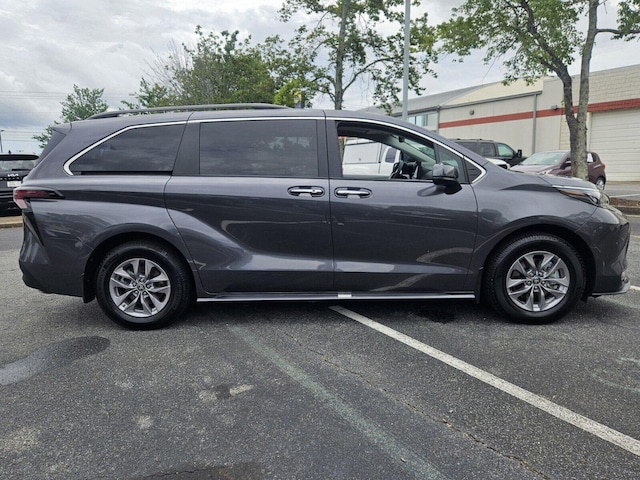 2025 Toyota Sienna