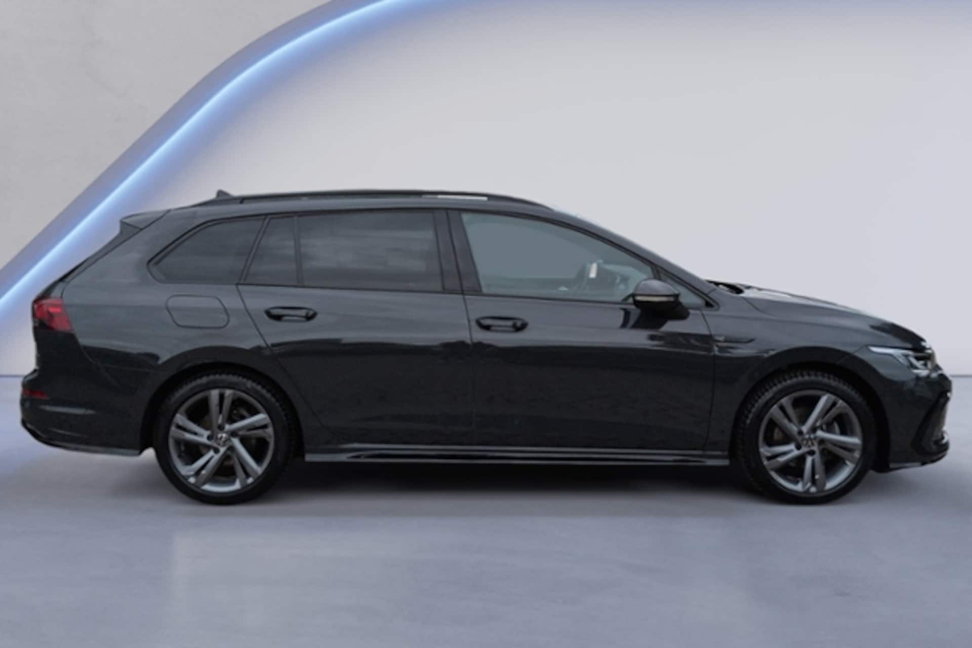 Volkswagen Golf Variant R-Line