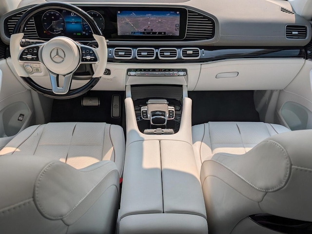 2022 Mercedes-Benz