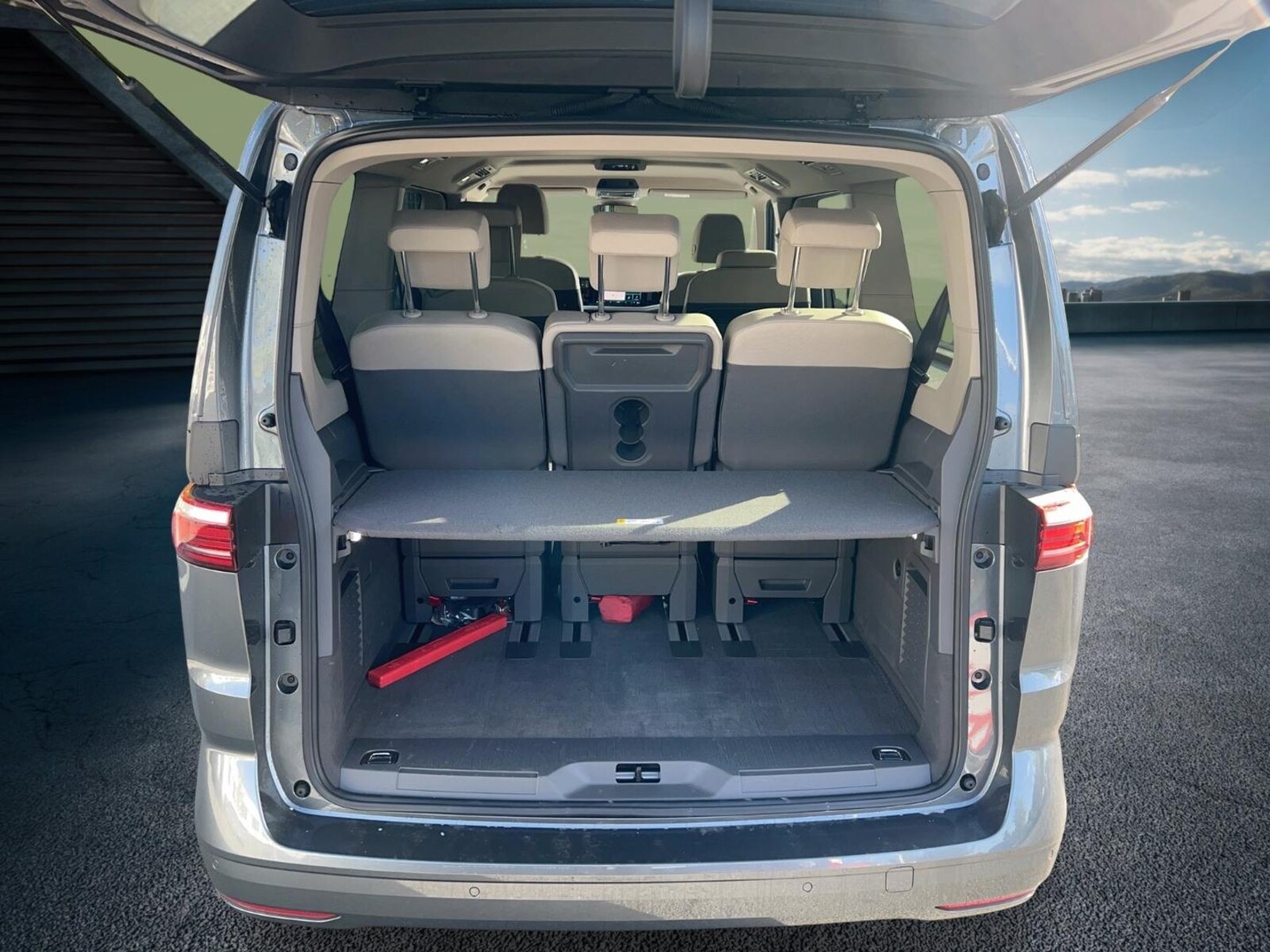 Volkswagen Multivan Langversion – Bild 12
