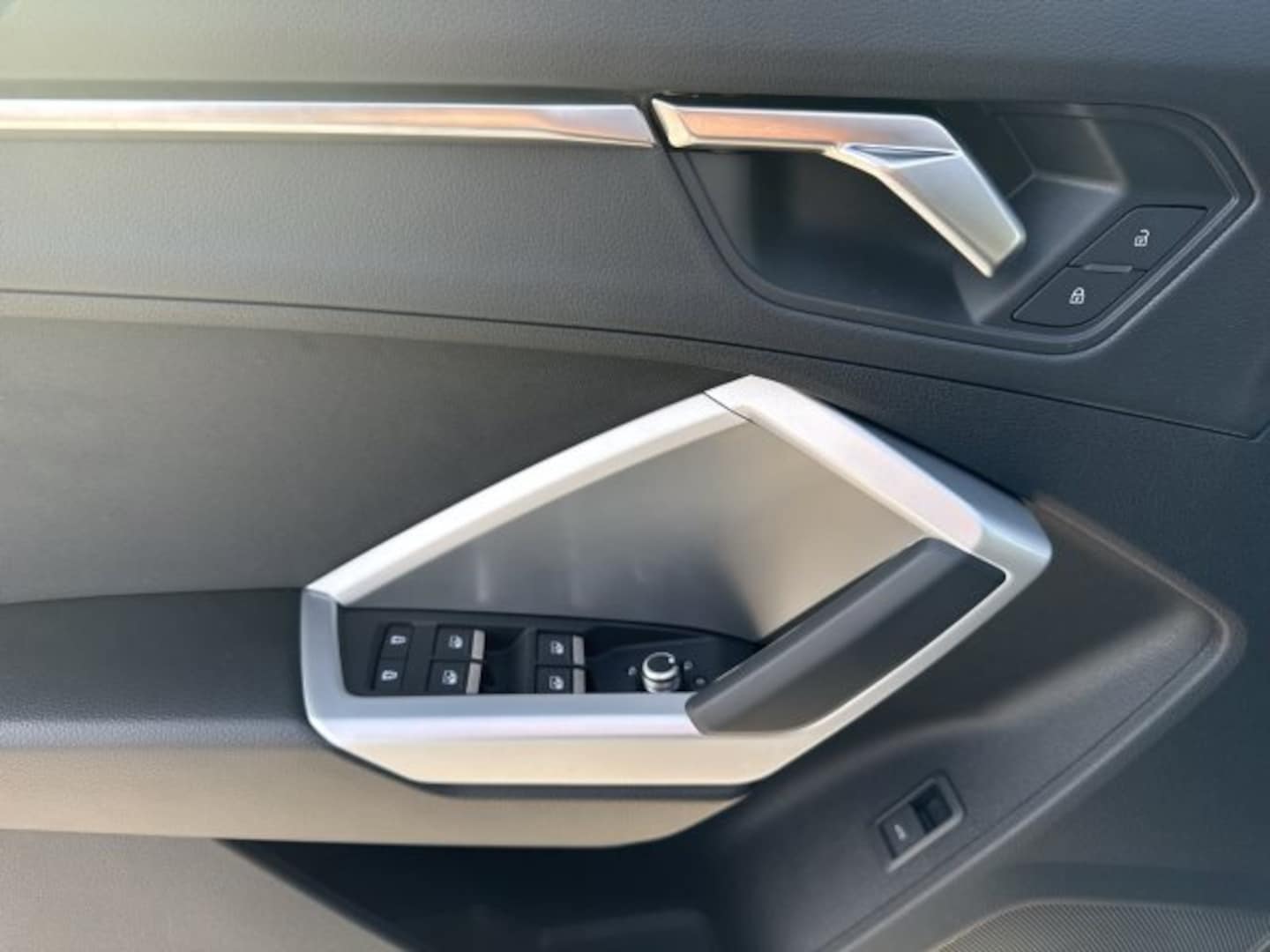 Bild über Audi Q3 TFSI 110 kW S tronic - für weitere Informationen kontaktieren Sie den Audi Partner