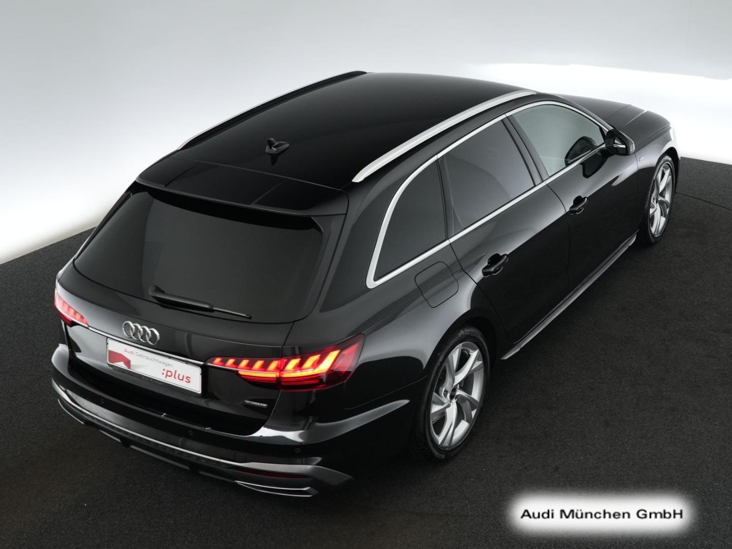 Bild über Audi A4 Avant S line 40 TFSI quattro S tronic - für weitere Informationen kontaktieren Sie den Audi Partner