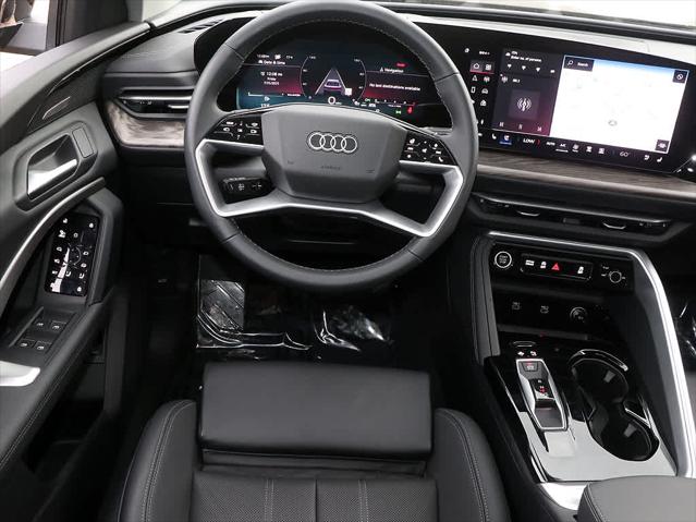 2025 AUDI Q5 - Image 16
