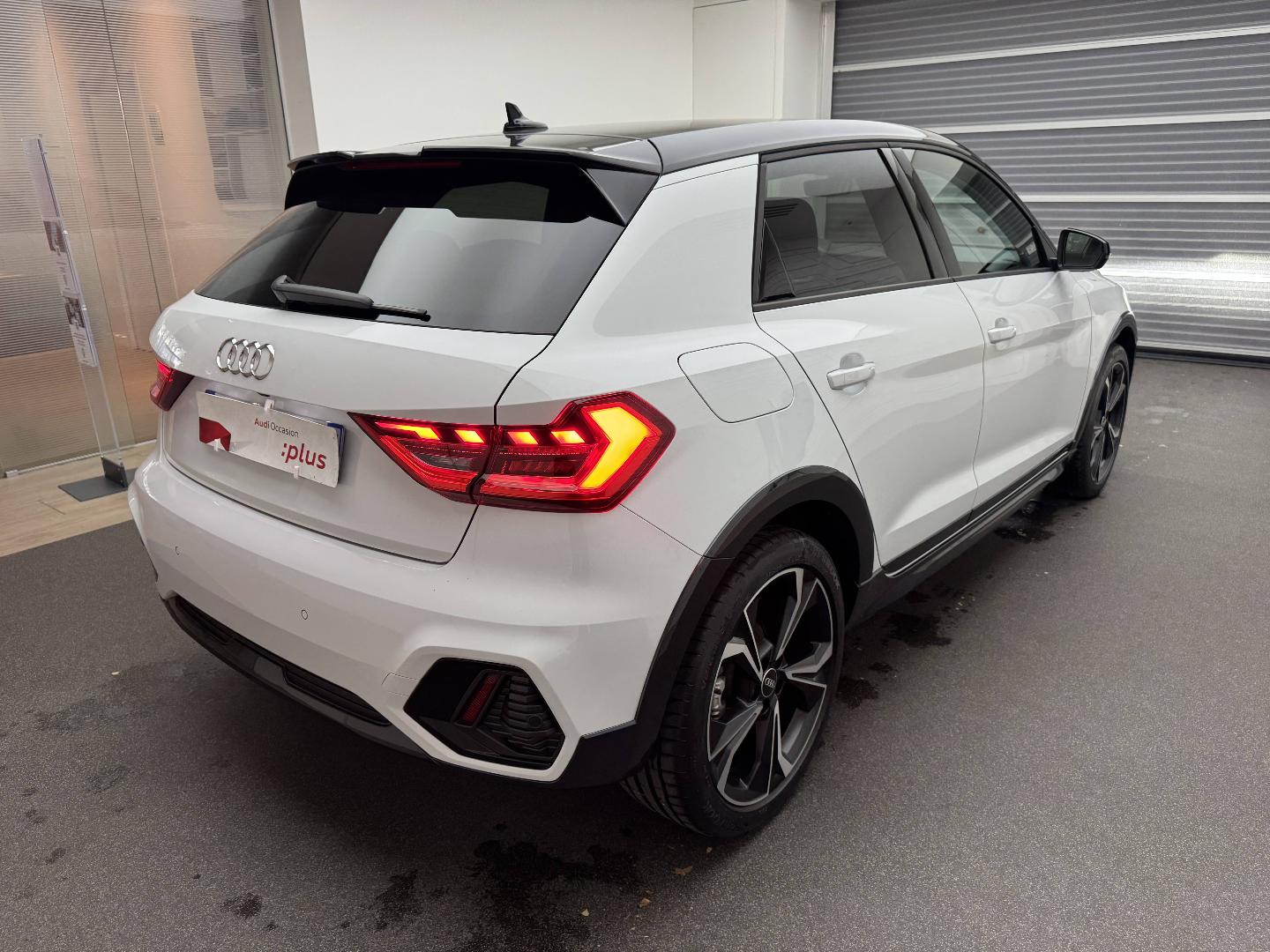 Image about Audi A1 allstreet Design Luxe 30 TFSI 81 kW (110 ch) S tronic