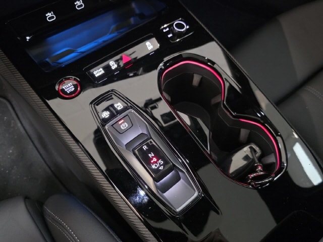 Audi A5 TFSI quattro S line Black Edition 150 kWS tronic 10