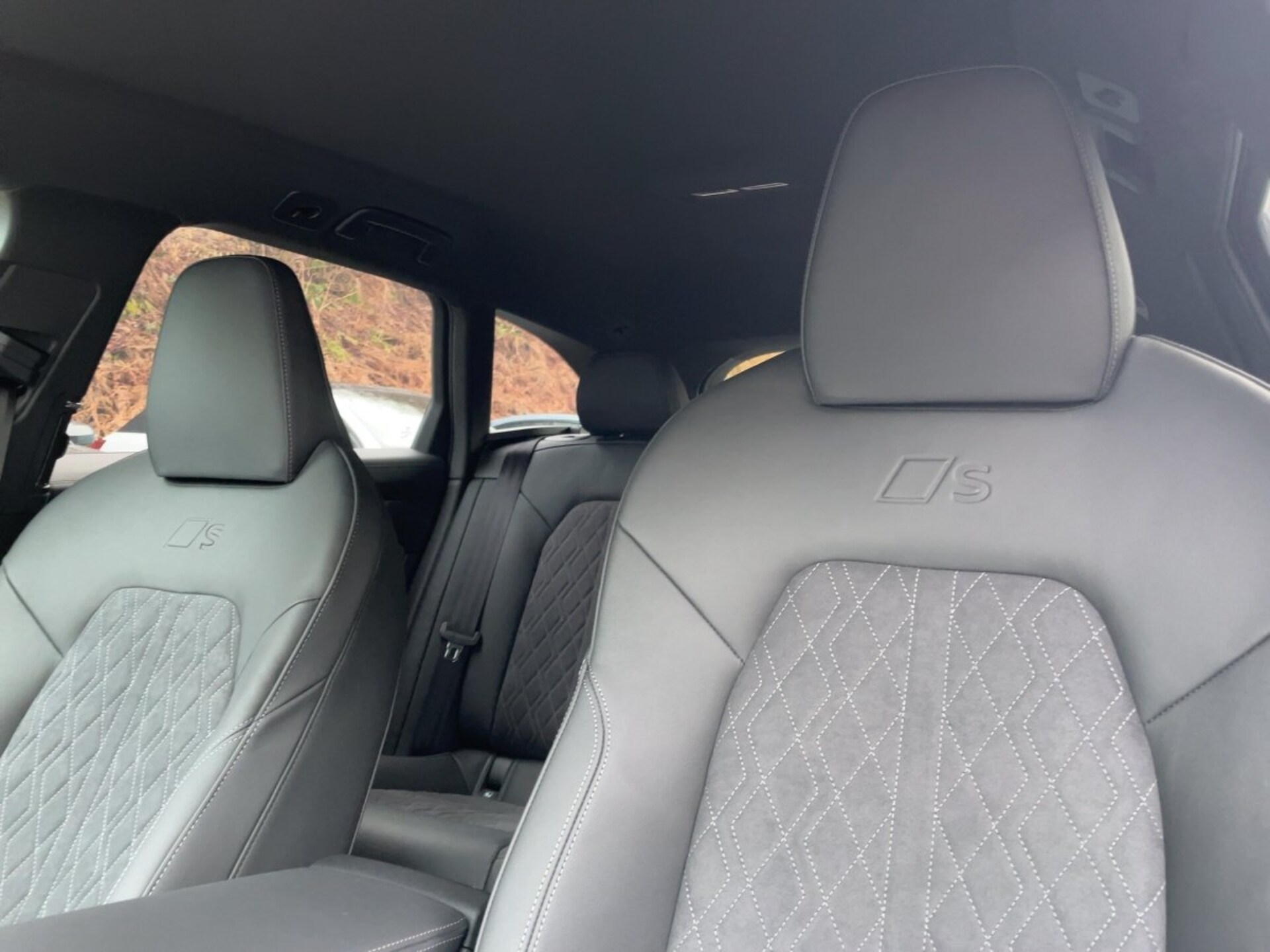 Audi A6 Avant e-hybrid edition one