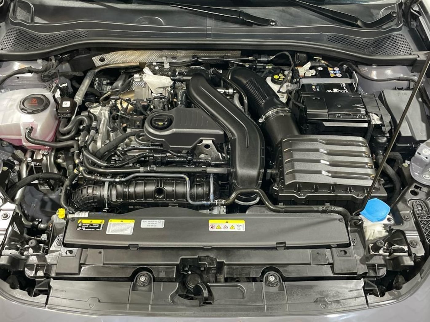 CUPRA Leon León 1.5 eTSI DSG 110 kW (150 CV) — photo 15