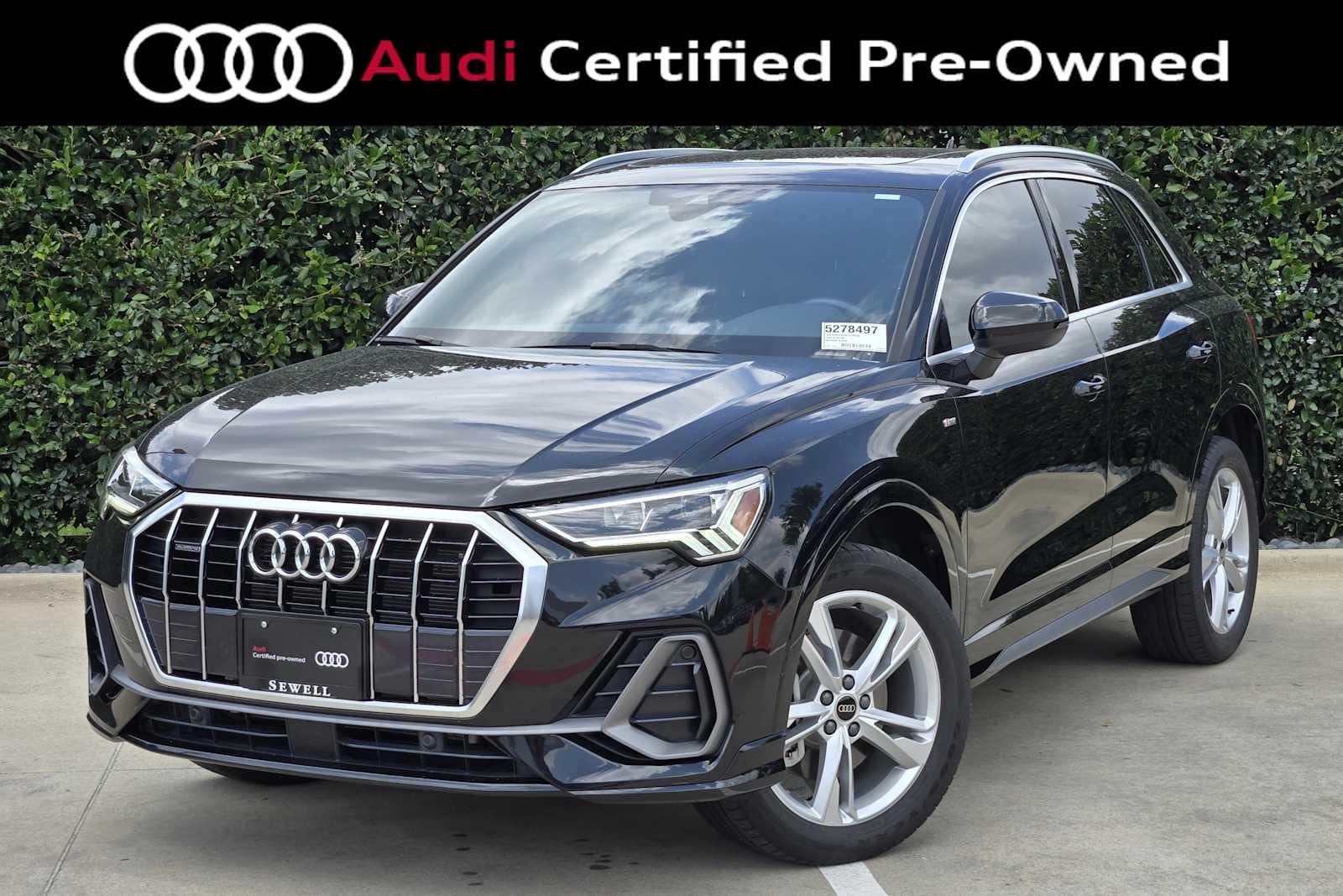 2024 Audi Q3 45 TFSI S Line Premium quattro's photo