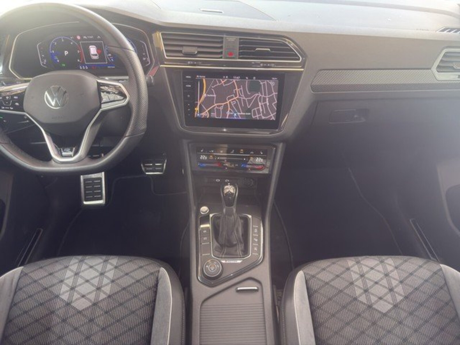 Volkswagen Tiguan – Bild 11