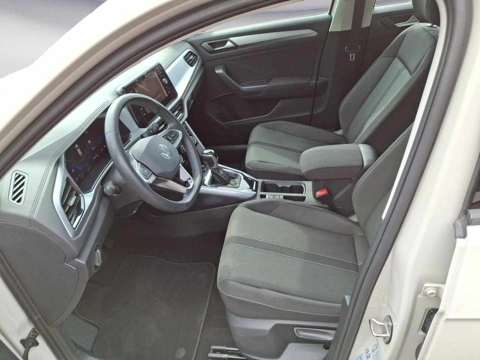 Volkswagen T-Roc – Bild 8