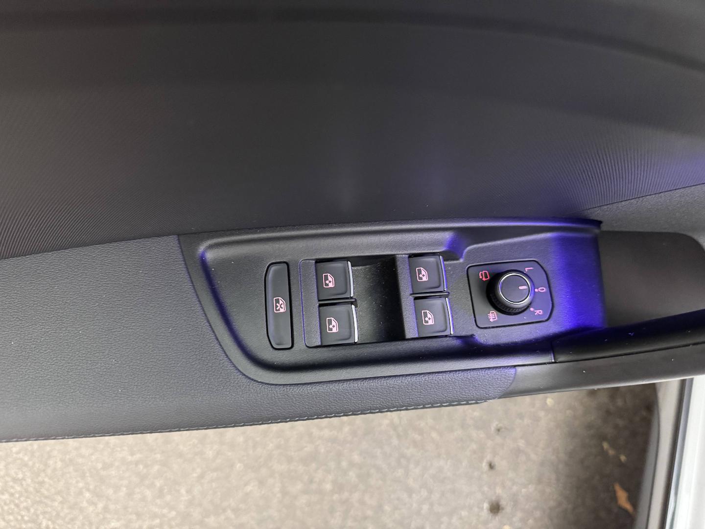 Image about Audi A1 allstreet Design Luxe 30 TFSI 81 kW (110 ch) S tronic