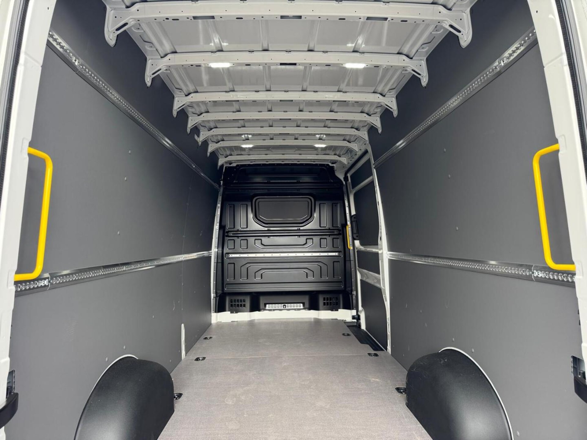 Volkswagen Crafter Kasten langer Radstand