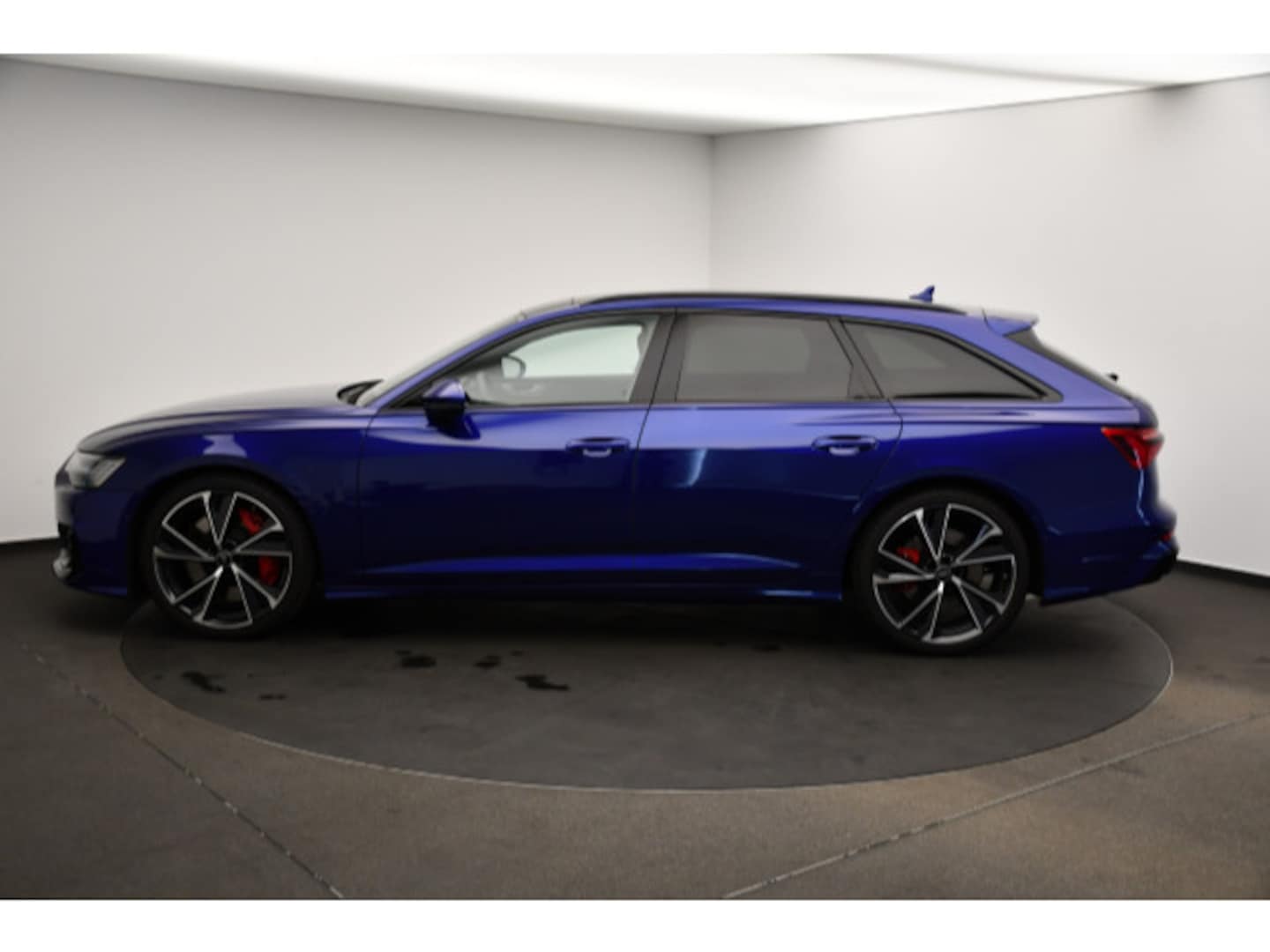 Bild über Audi S6 Avant TDI quattro tiptronic - für weitere Informationen kontaktieren Sie den Audi Partner
