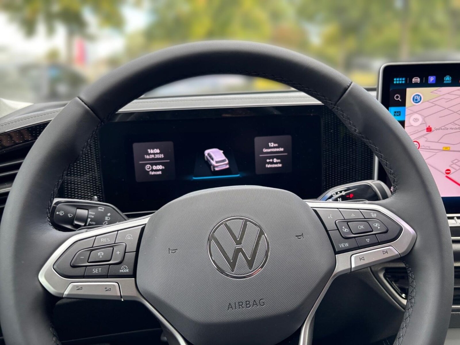 Volkswagen Tiguan – Bild 12