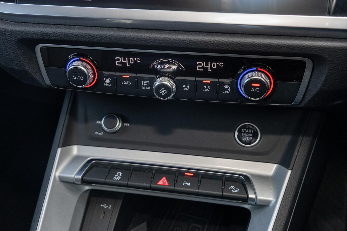 Image about Audi Q3 35 TFSI S tronic