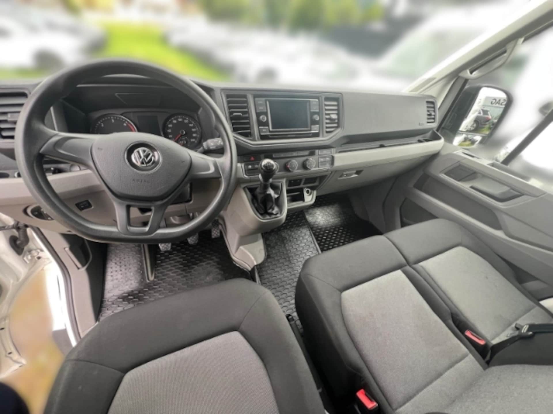 Volkswagen Crafter Kasten langer Radstand
