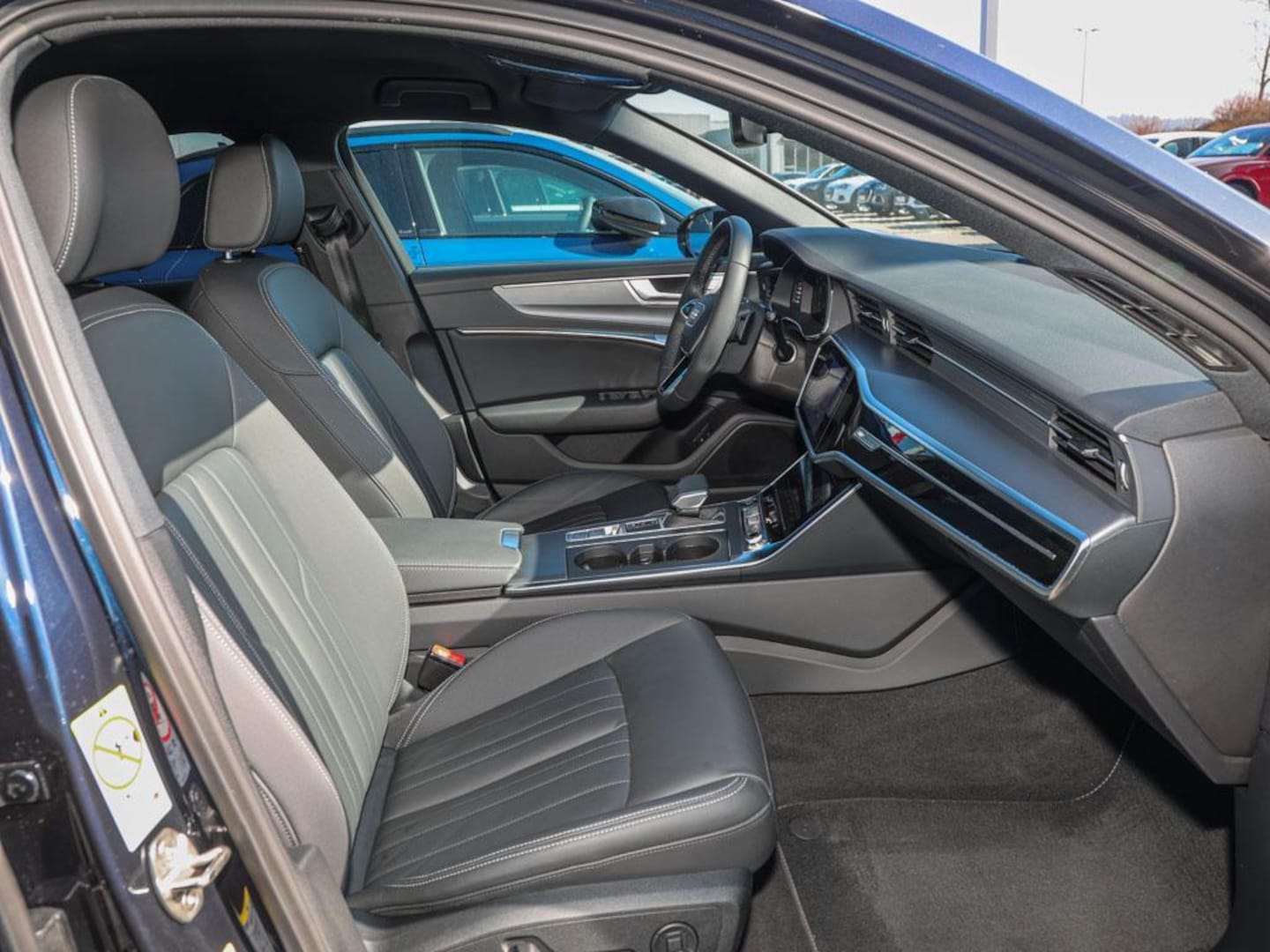 Bild über Audi A6 Avant S line 40 TDI S tronic - für weitere Informationen kontaktieren Sie den Audi Partner