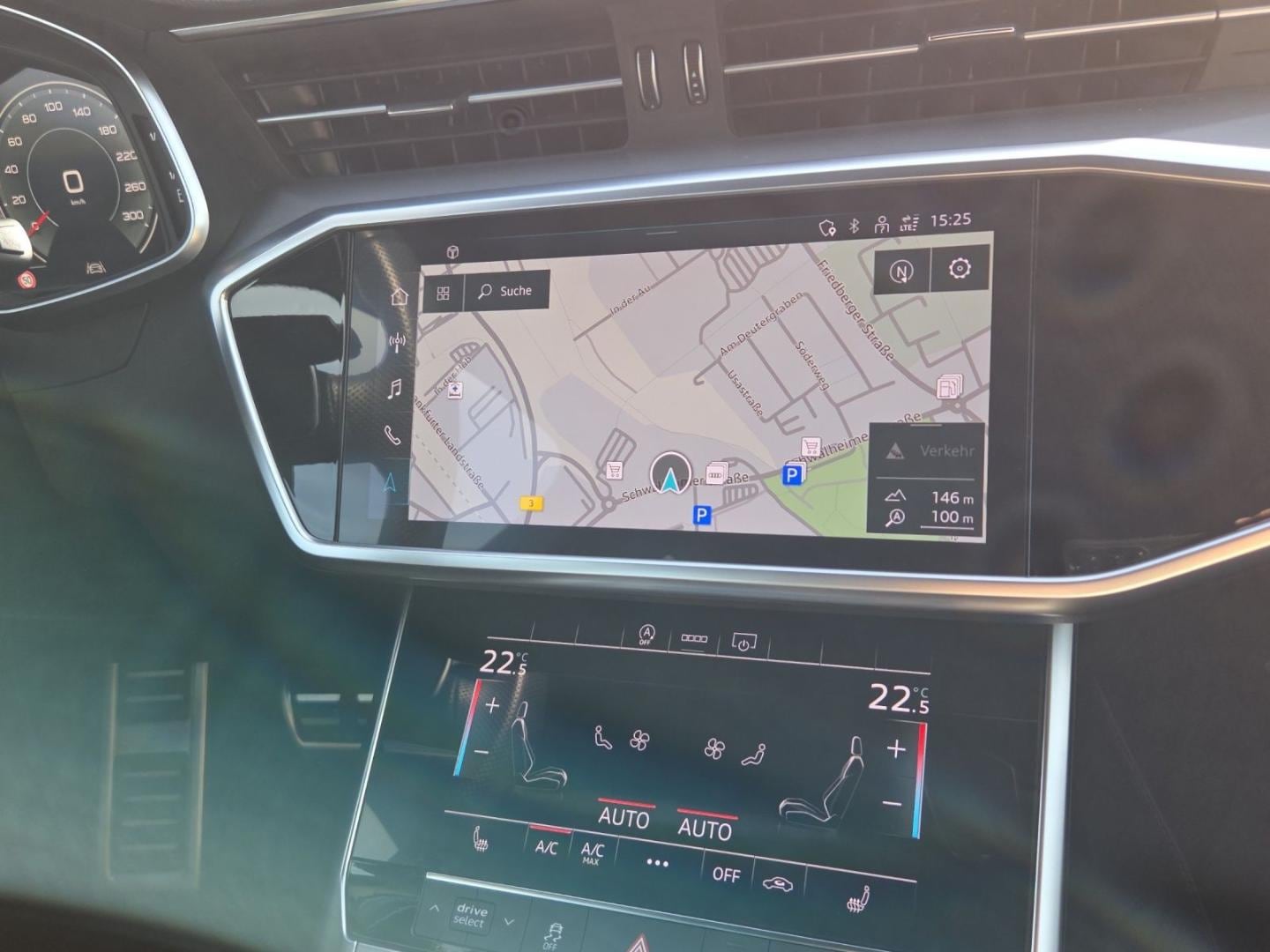 Bild über Audi A6 Avant sport 45 TFSI quattro S tronic - für weitere Informationen kontaktieren Sie den Audi Partner