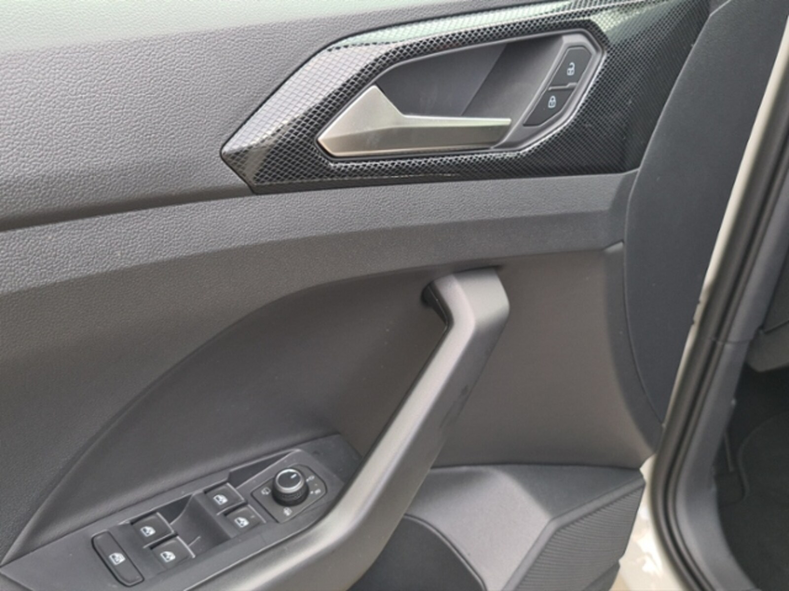 Volkswagen T-Cross – Bild 11