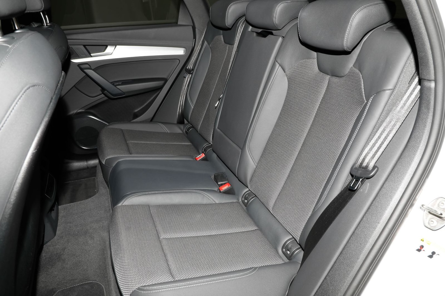 Bild über Audi Q5 40 TFSI quattro S tronic - für weitere Informationen kontaktieren Sie den Audi Partner